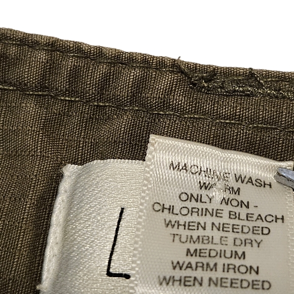 Anne Taylor Loft Cargo Utility pants/shorts army green size 6 - Picture 5 of 14